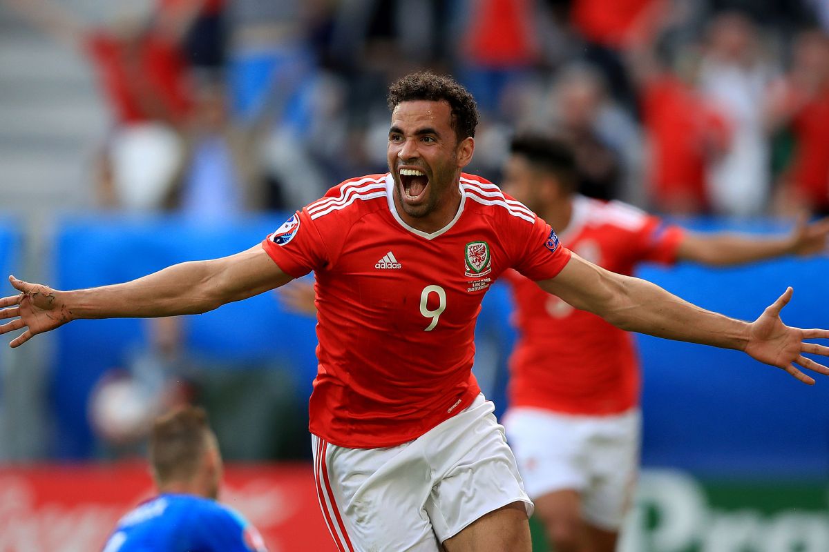 Hal Robson-Kanu not pick in wales squad for mexico friendly of 28 match