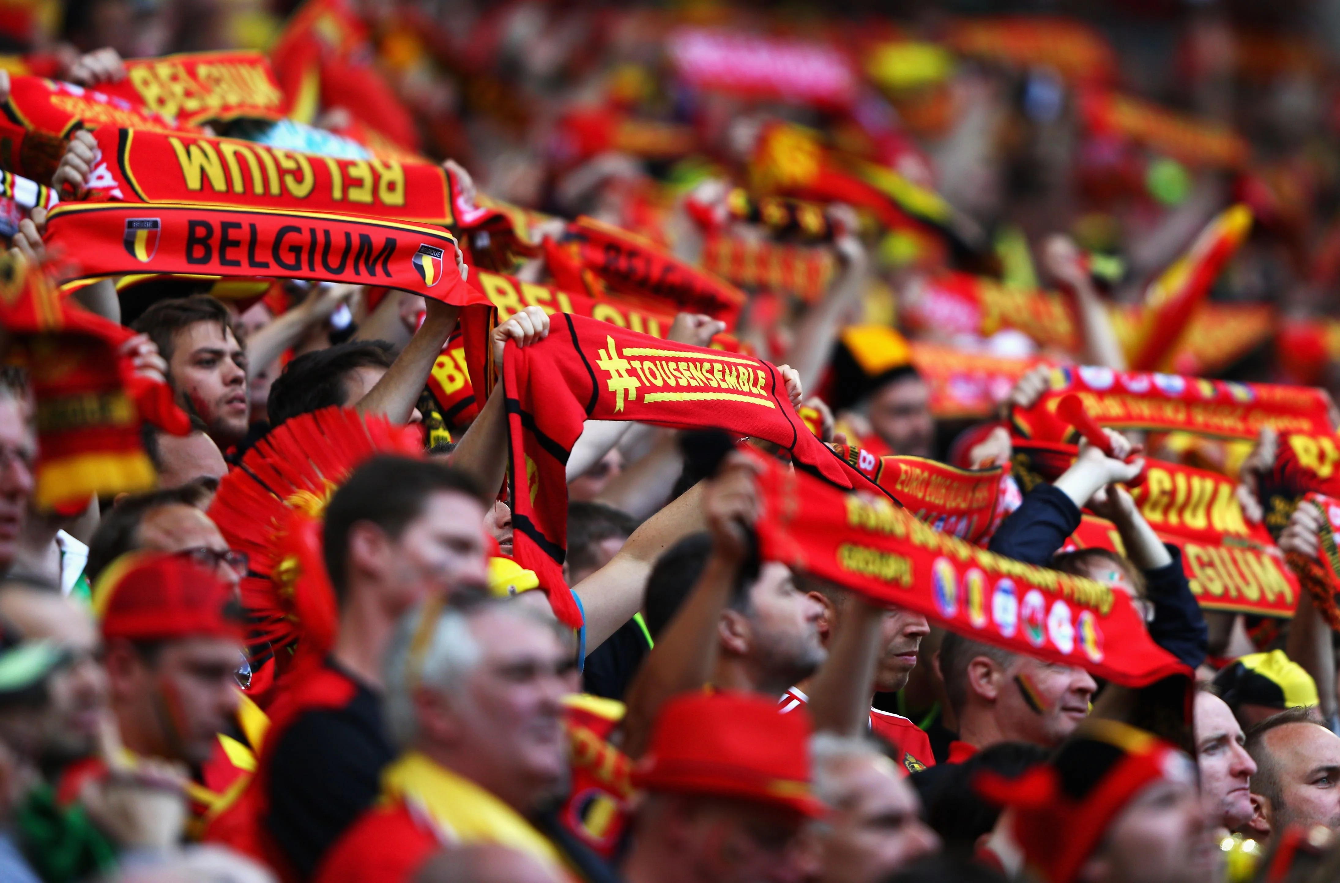 belgium-football-fans-cheer-in-world-cup-tournament